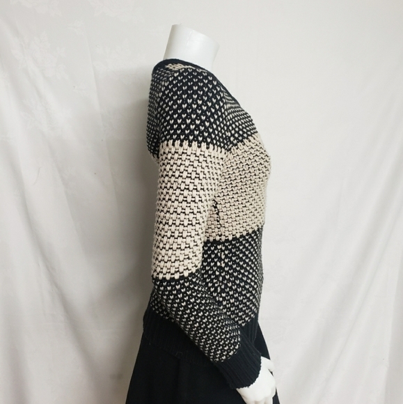 Dynamite Womens Full Zip Sweater - Picture 4 of 11